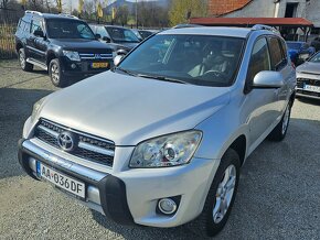 Toyota RAV4 2.2l D-4D 150 Lux Top stav Kúpené v SR - 3