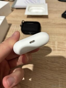 Apple AirPods pro - 3