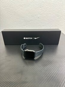 Apple Watch Nike Series 6 44mm - 3