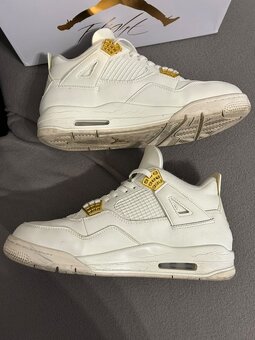 jordan 4 metalic gold - 3