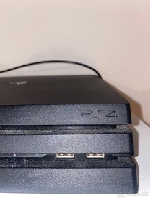 Predám PS4 pro 1000gb - 3