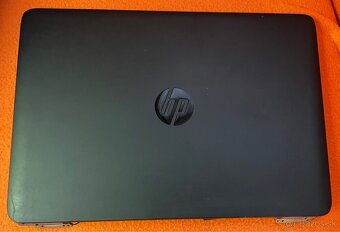 HP EliteBook 840 G1 - LCD a spodný kryt - 3