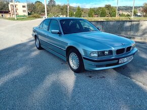 BMW E38 - 3