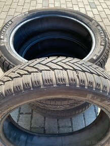 Predám zimné pneu Michelin175/60 R 18 - 3