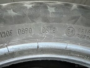 continetal premium contact.205/55 R16 - 3