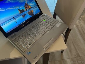 15.6"/Toshiba Notebook/i3/4GB RAM/320GB HDD/Intel HD Grafika - 3