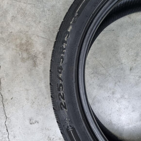 Zimné pneumatiky 225/45 R19 GRIPMAX DOT3820 - 3