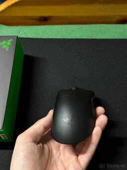 Razer Deathadder v3 Hyperspeed s 8kHz recieverom - 3