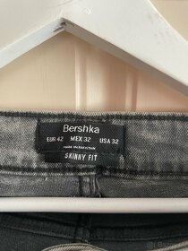 Rifle Bershka čierne - 3