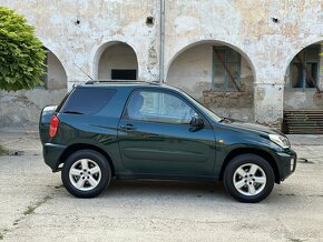 Toyota RAV4 2.0 VVTi Benzín 3DV 4X4 - 3