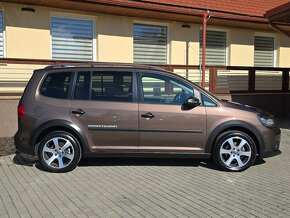 Volkswagen Touran CROSS 1.4 TSI Premium Comfortline 7m. - 3