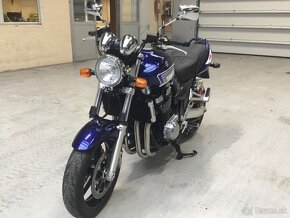 Suzuki GSX 1400 - 3