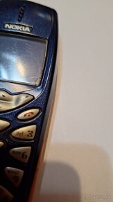 Nokia 3510i s nabijackou - 3