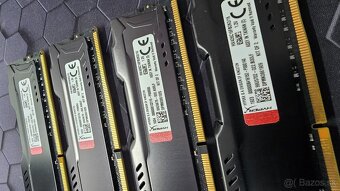 DDR4 - Kingston HyperX 32 GB - 3