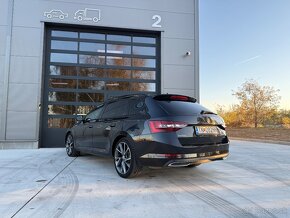 Škoda Superb Combi 2.0 TDI 190k 4x4 Sportline DSG - 3