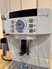 Automatický kávovar Delonghi Magnifica S - 3