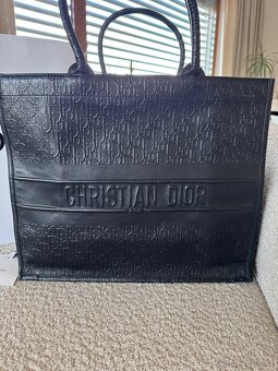 Predam v top stave kabelku Dior - Book tote leather tote - 3