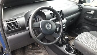 Volkswagen Fox 1,2 HTP 40kw - ABS - 3