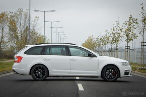 Škoda Octavia Combi 2.0 TDI RS 135kw M6 /AJ NA SPLÁTKY/ - 3