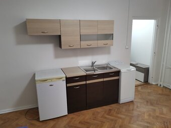 Cozy Studio Apartment for Rent – Ružinská Street, Košice - 3