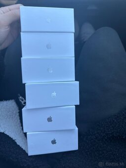 Apple AirPods Pro 2 - 3