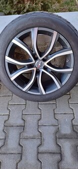 215/55 R18 - 3