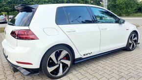 Volkswagen Golf GTI 2.0TSI DSG Performance - 3