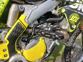 Suzuki RMZ 450 - 3