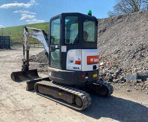 2017 Bobcat E26 EM minibager - 3