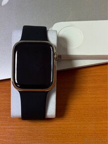 Apple Watch 8 45mm Gold LTE Stainless Steel - 3