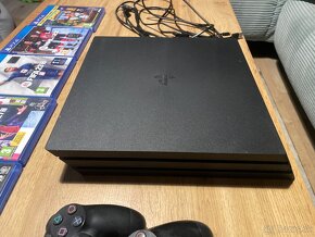 Playstation 4 pro - 3