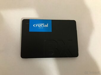 SSD disk 240GB Crucial BX500. - 3