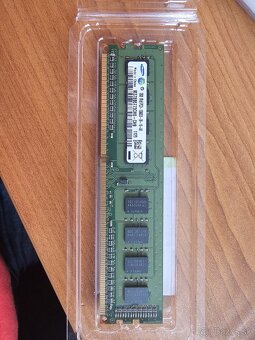 2x RAM DDR3 2GB - 3