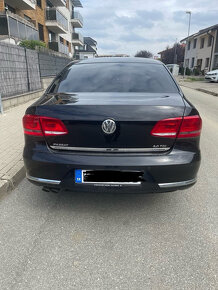 VW passat sedan - 3