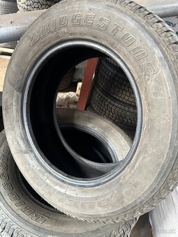 Pneu Bridgestone 265 60 R18 - 3