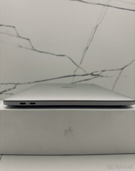 Macbook Pro M2 13 2022 - 3