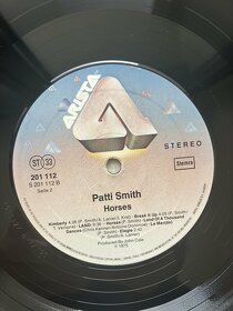 LP Patti Smith - Horses - 3