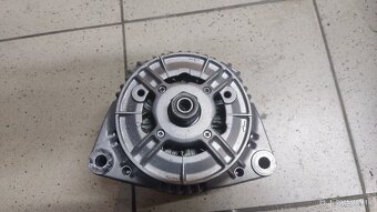 Alternator Mercedes - 3