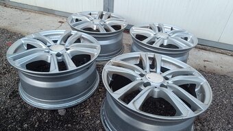 Sada elektrónov wheelworld 7,5J z 16H2 ET 35 rozteč 5x112 - 3