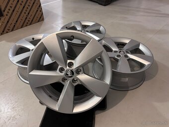 5x100 r17 originál Škoda - 3