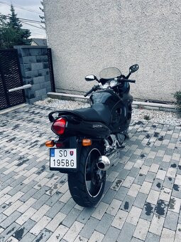 Suzuki GSX 750 F - 3