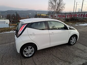 Toyota Aygo 1.0i (AUTOMAT) 66tis.km. rok 2014 - 3