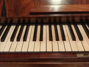 Pianino spred roku 1900 - 3