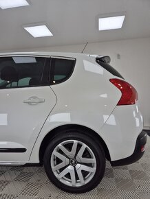 Peugeot 3008 Hybrid4 2.0 hdi TOP STAV - 3