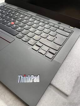 Lenovo ThinkPad T14s Gen2 zaruka Intel i7 16GB RAM 1TB SSD - 3