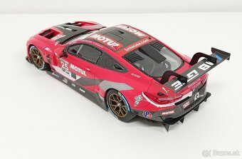 1:18 Minichamps BMW M8 GTE víťaz Road Atlanta 2020 - 3