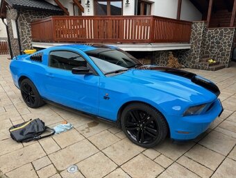 Ford Mustang GT 2010 - 3