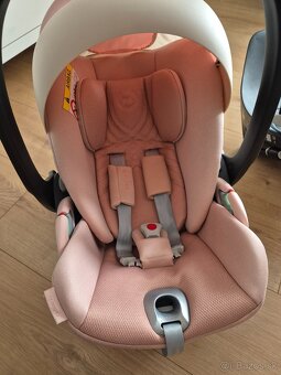 Ruzove vajicko CYBEX Cloud T i-Size PLUS + Isofix Base - 3