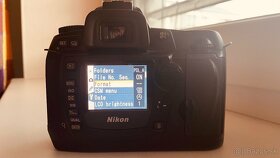 Nikon D70s - 3