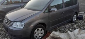 VW  TOURAN  TDI  -  DSG rozpredám - 3